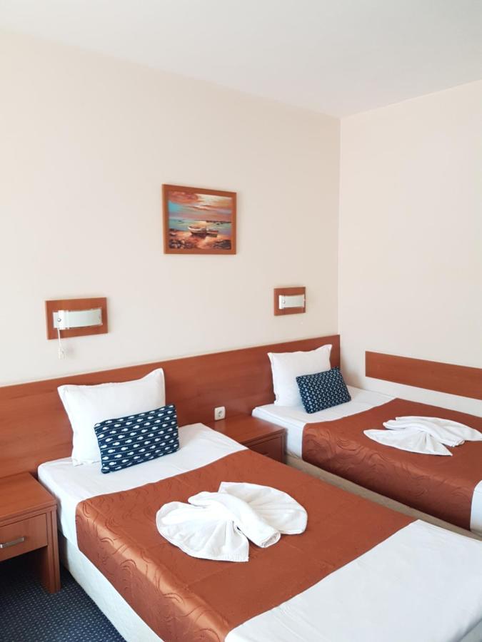 Hotel Liani ساني بيتش المظهر الخارجي الصورة