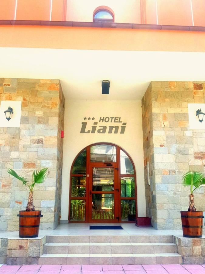 Hotel Liani ساني بيتش المظهر الخارجي الصورة