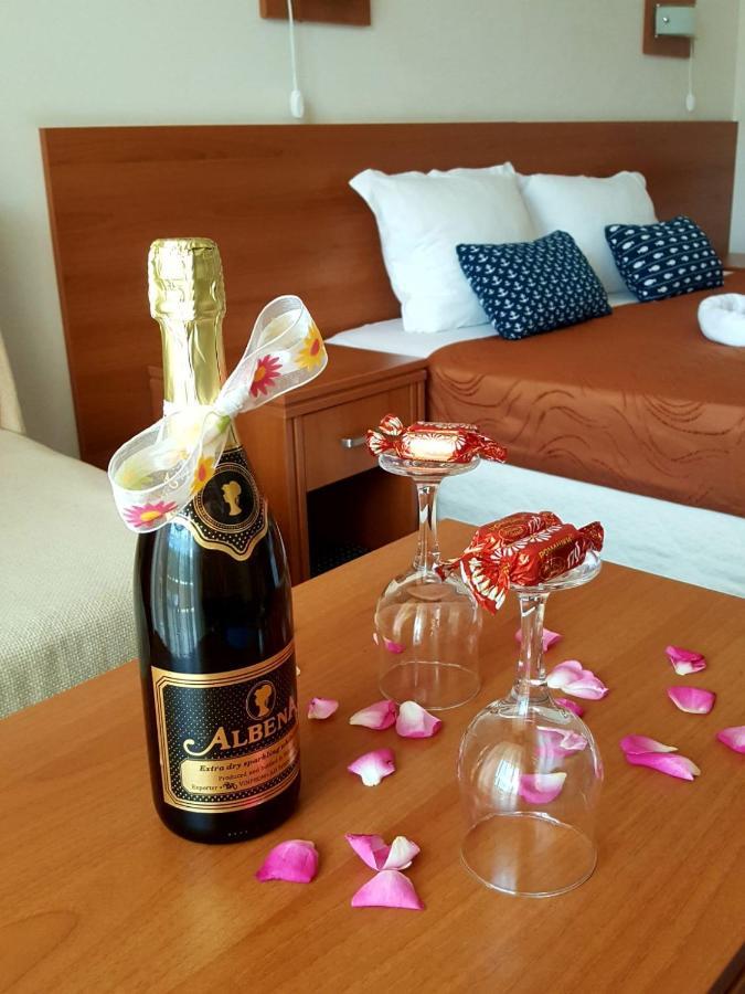 Hotel Liani ساني بيتش المظهر الخارجي الصورة