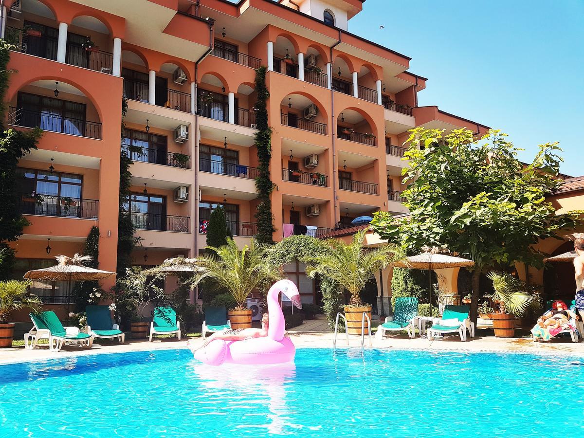 Hotel Liani ساني بيتش المظهر الخارجي الصورة